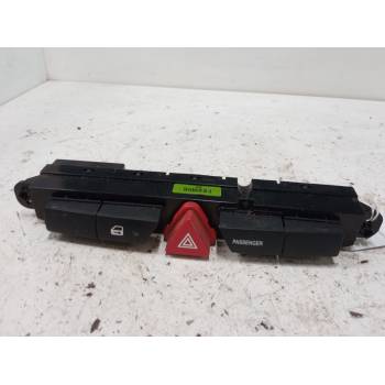 INTERRUPTOR MULTIPLE TABLERO 937001H000 