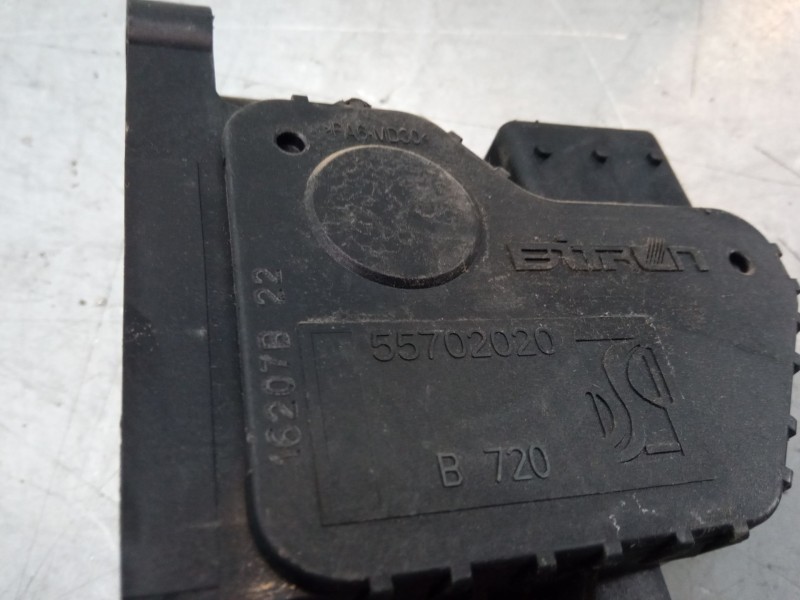 Recambio de pedal acelerador para fiat punto referencia OEM IAM 55702020  