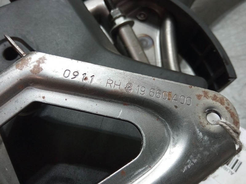 Recambio de palanca freno de mano para toyota auris (_e15_) 1.4 d-4d (nde150_) referencia OEM IAM   