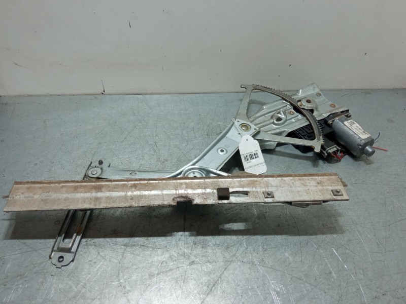 Recambio de elevalunas electrico delantero derecho para opel astra g hatchback (t98) 2.0 dti 16v (f08, f48) referencia OEM IAM 9