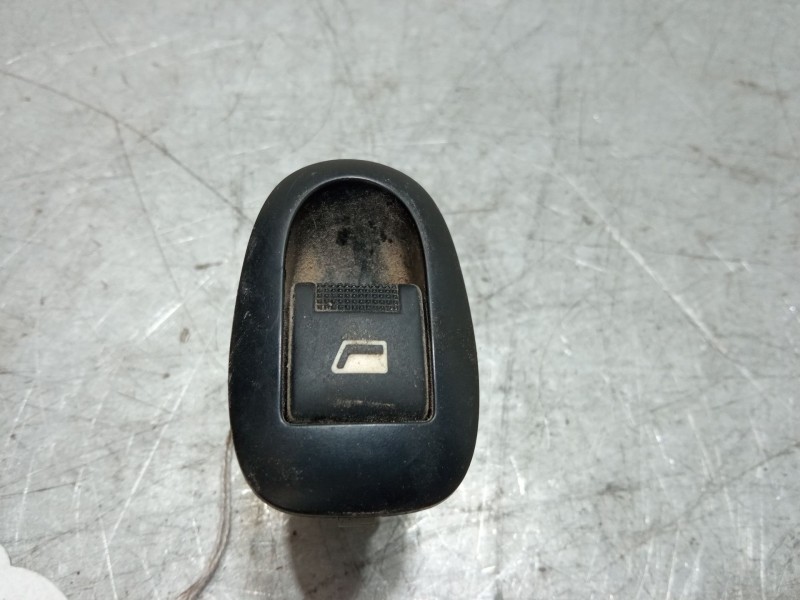 Recambio de mando elevalunas trasero derecho para citroën c3 i (fc_, fn_) 1.4 i referencia OEM IAM   