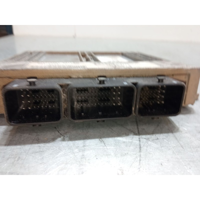 Recambio de centralita motor uce para citroën c3 i (fc_, fn_) 1.4 i referencia OEM IAM 9654528280  9642222380