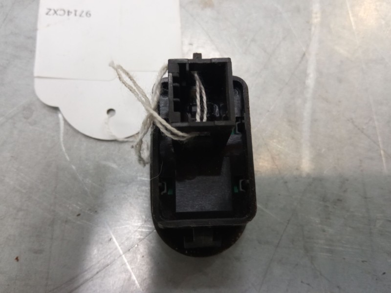 Recambio de mando elevalunas delantero izquierdo para citroën c3 i (fc_, fn_) 1.4 i referencia OEM IAM 96401469XT  