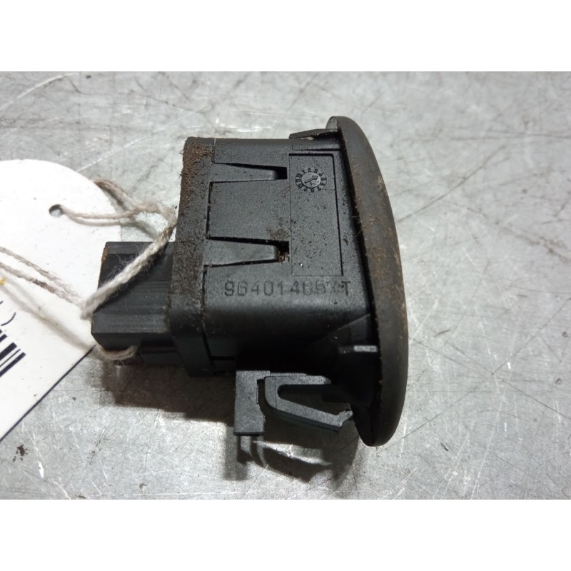 Recambio de mando elevalunas delantero derecho para citroën c3 i (fc_, fn_) 1.4 i referencia OEM IAM 96401469XT  