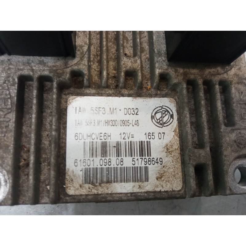 Recambio de centralita motor uce para fiat punto referencia OEM IAM 51798649 61601.098.08 IAW 5SF3.M1