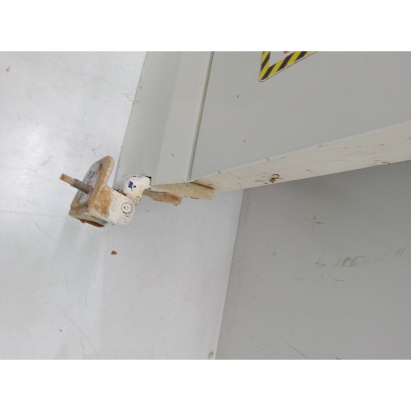 Recambio de porton trasero derecho para ford transit furgoneta (fa_ _) 2.0 di (fae_, faf_, fag_) referencia OEM IAM   