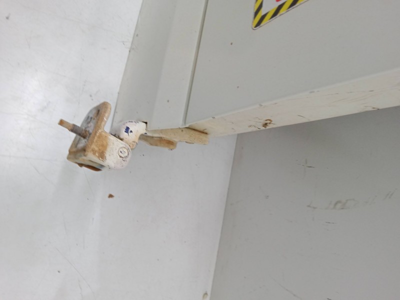 Recambio de porton trasero derecho para ford transit furgoneta (fa_ _) 2.0 di (fae_, faf_, fag_) referencia OEM IAM   