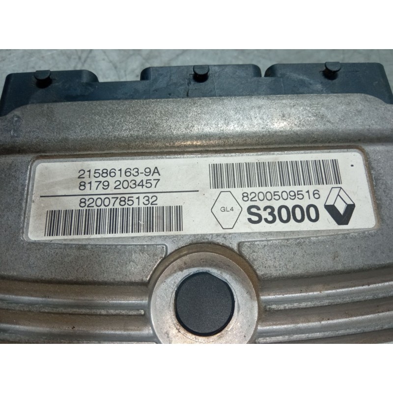 Recambio de centralita motor uce para renault scénic ii (jm0/1_) 1.6 16v (jm1r) referencia OEM IAM 8200509516 21586163-9A 820078