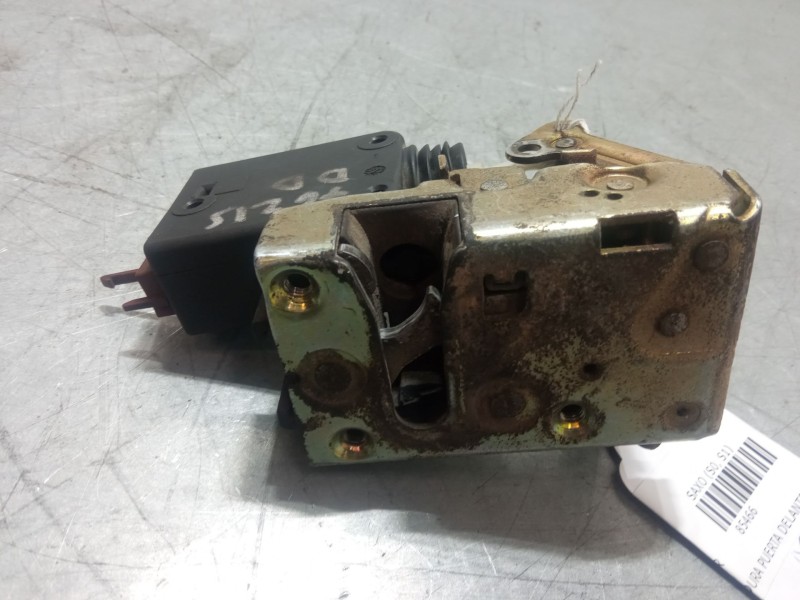 Recambio de cerradura puerta delantera derecha para citroën saxo (s0, s1) 1.5 d referencia OEM IAM   