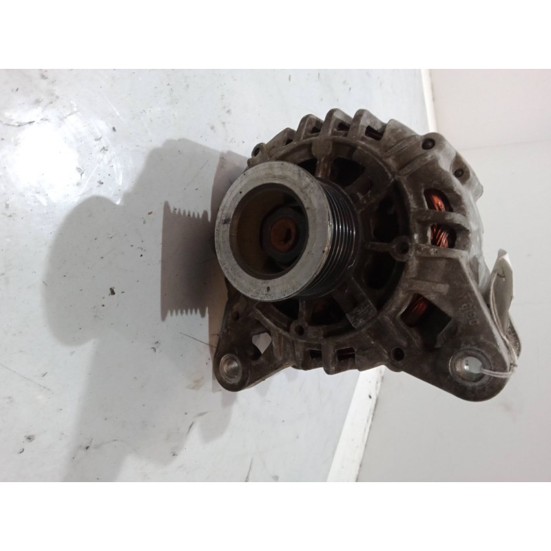 Recambio de alternador para renault clio iii (br0/1, cr0/1) 1.2 16v hi-flex (br1u, cr1u) referencia OEM IAM 8200654541A  
