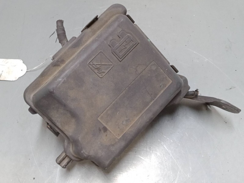 Recambio de caja reles / fusibles para peugeot 208 i (ca_, cc_) 1.2 vti 82 referencia OEM IAM   