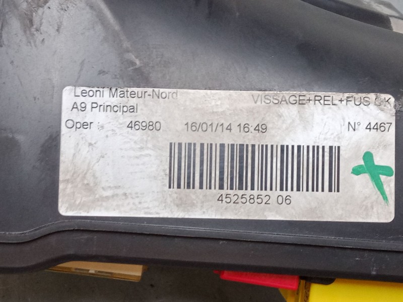 Recambio de caja reles / fusibles para peugeot 208 i (ca_, cc_) 1.2 vti 82 referencia OEM IAM   