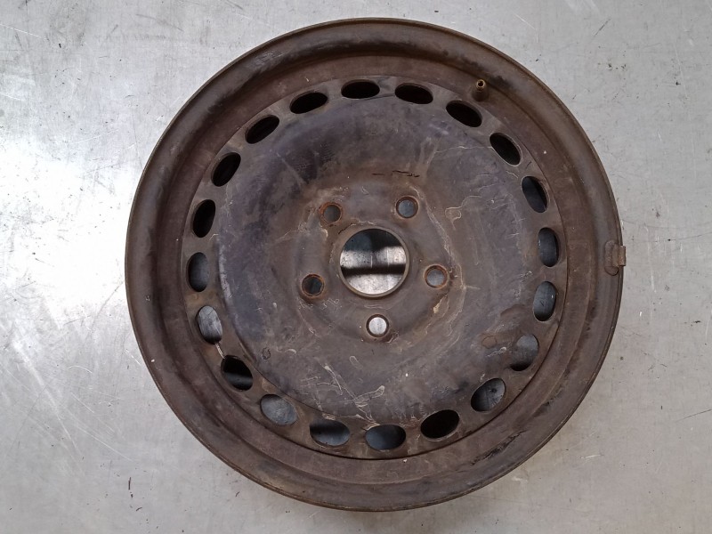Recambio de llanta chapa 15´´ para volkswagen passat b5 (3b2) 1.9 tdi referencia OEM IAM   