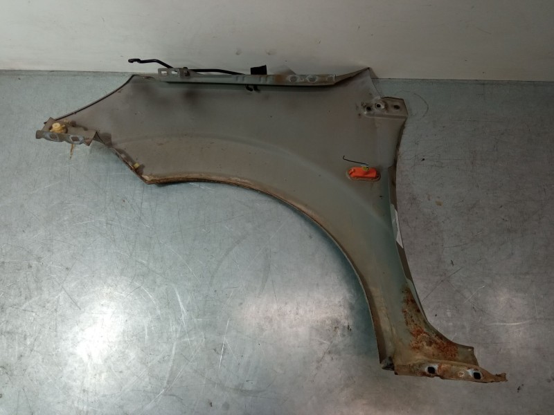 Recambio de aleta delantera derecha para ford fiesta v (jh_, jd_) 1.4 16v referencia OEM IAM   