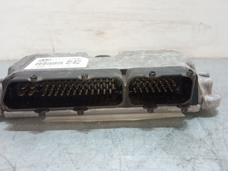 Recambio de centralita motor uce para volkswagen polo v (6r1, 6c1) 1.4 (6r1) referencia OEM IAM 03C906024CN  