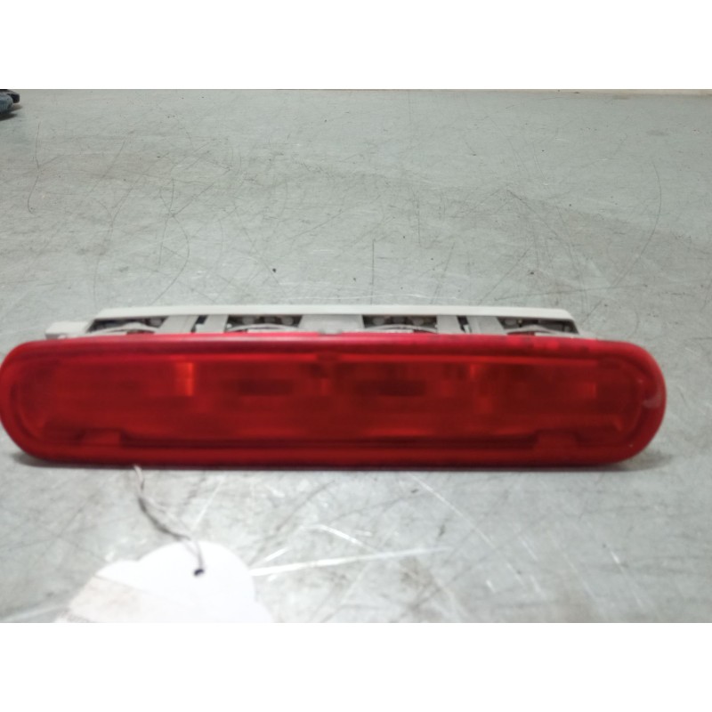 Recambio de luz central de freno para fiat doblo furgoneta/monovolumen (223_) 1.3 jtd 16v multijet referencia OEM IAM   