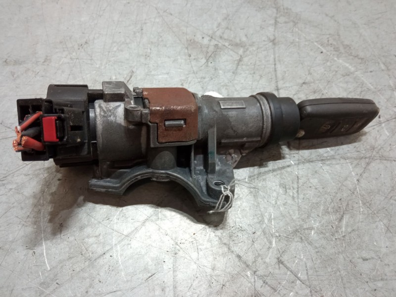 Recambio de clausor para volkswagen polo v (6r1, 6c1) 1.4 (6r1) referencia OEM IAM 6R0905851B  