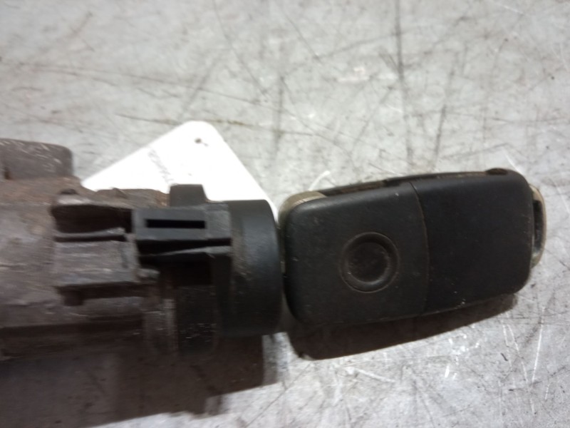 Recambio de clausor para volkswagen polo v (6r1, 6c1) 1.4 (6r1) referencia OEM IAM 6R0905851B  
