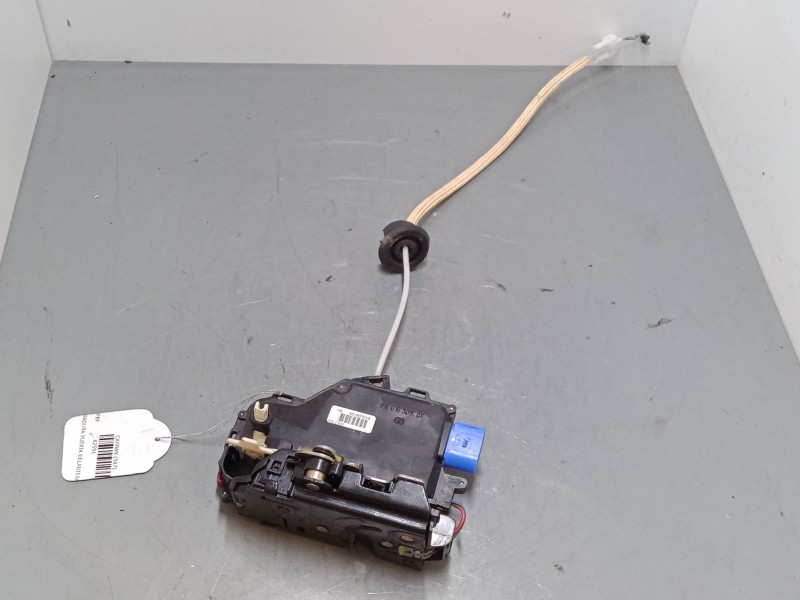 Recambio de cerradura puerta delantera derecha para porsche cayman (987) s 3.4 referencia OEM IAM 3D1837016  