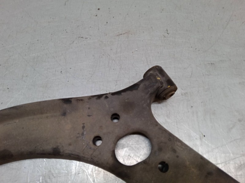 Recambio de brazo suspension inferior delantero izquierdo para kia rio iii (ub) 1.1 crdi referencia OEM IAM   