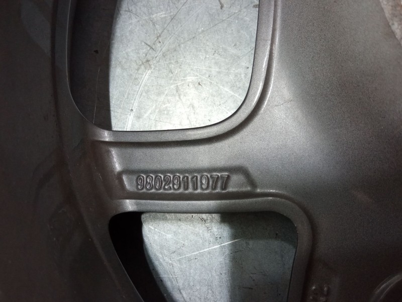 Recambio de llanta aluminio 16´´ para citroën c4 cactus 1.2 vti 82 referencia OEM IAM 9802911977  