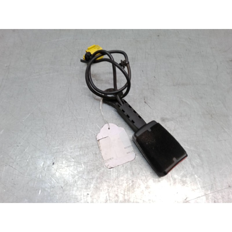 Recambio de anclaje cinturon delantero izquierdo para volkswagen touareg (7la, 7l6, 7l7) 2.5 r5 tdi referencia OEM IAM   