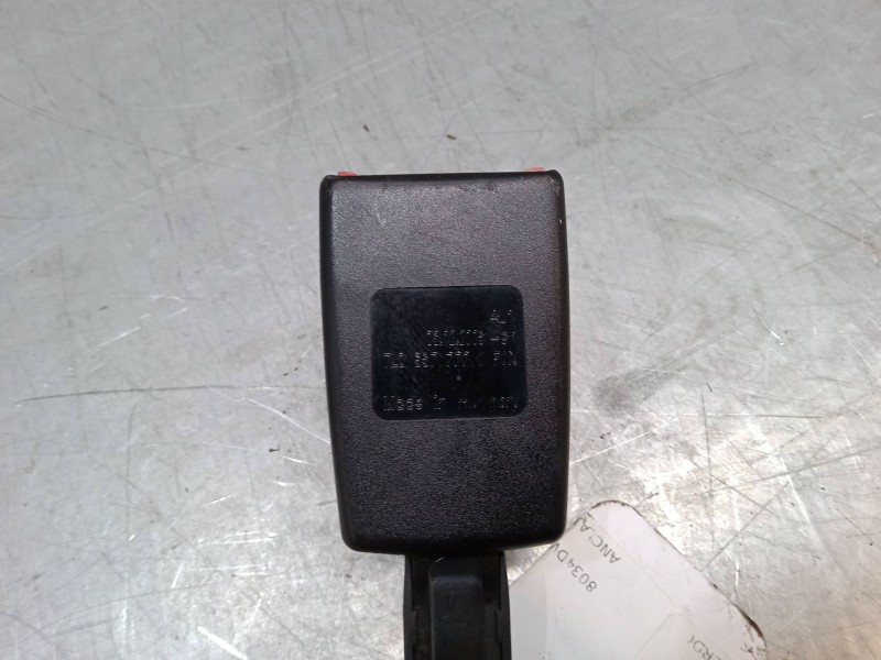 Recambio de anclaje cinturon delantero izquierdo para volkswagen touareg (7la, 7l6, 7l7) 2.5 r5 tdi referencia OEM IAM   