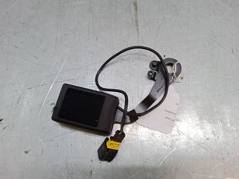 Recambio de anclaje cinturon trasero derecho para citroën c4 picasso i monospace (ud_) 1.6 hdi referencia OEM IAM   