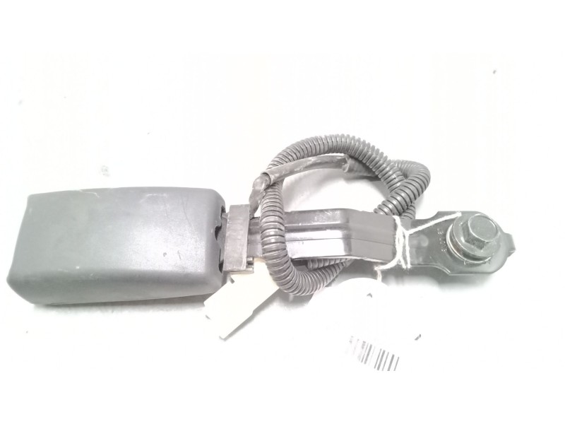 Recambio de anclaje cinturon delantero izquierdo para kia rio iii (ub) 1.1 crdi referencia OEM IAM   