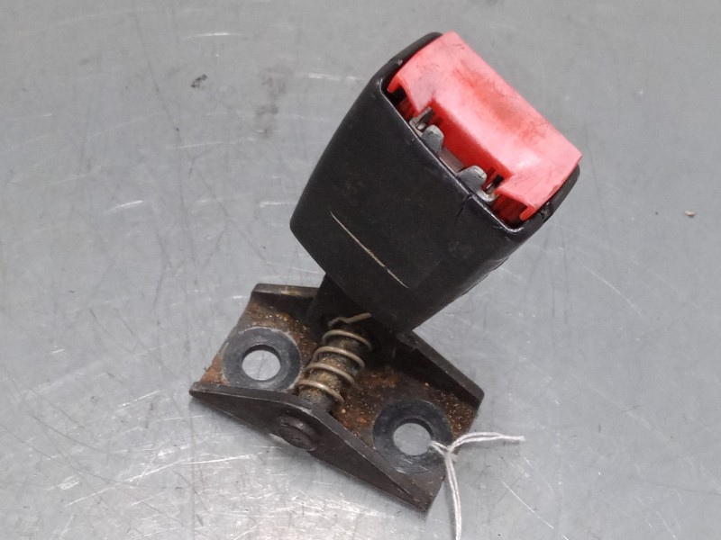 Recambio de anclaje cinturon trasero derecho para volkswagen touareg (7la, 7l6, 7l7) 2.5 r5 tdi referencia OEM IAM   