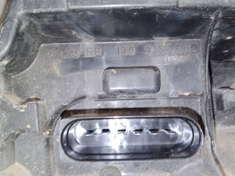 Recambio de piloto trasero derecho para volkswagen touran (1t1, 1t2) 1.9 tdi referencia OEM IAM   