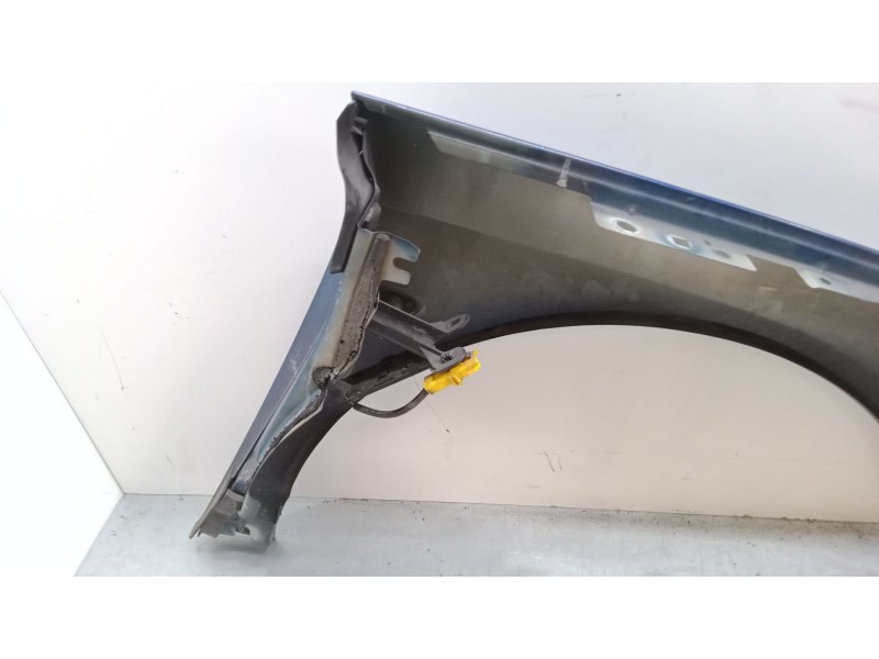 Recambio de aleta delantera izquierda para peugeot 407 (6d_) 2.0 16v (6drfjc, 6drfje, 6drfjf) referencia OEM IAM   