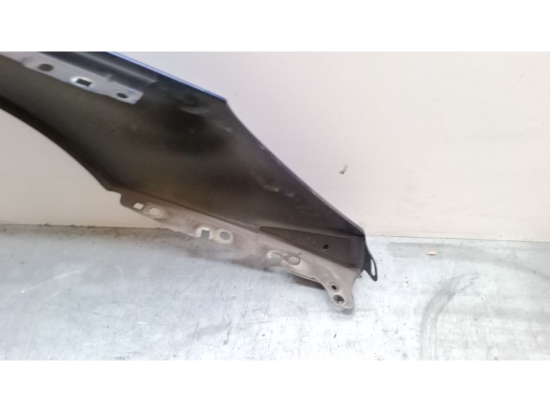 Recambio de aleta delantera izquierda para peugeot 407 (6d_) 2.0 16v (6drfjc, 6drfje, 6drfjf) referencia OEM IAM   