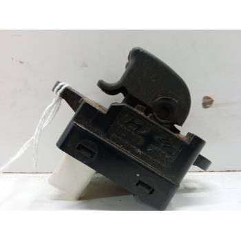 MANDO ELEVALUNAS DELANTERO IZQUIERDO 93570-05050 