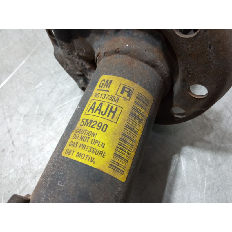 Recambio de amortiguador delantero derecho para opel mokka / mokka x (j13) 1.6 cdti (_76) referencia OEM IAM 95137358  