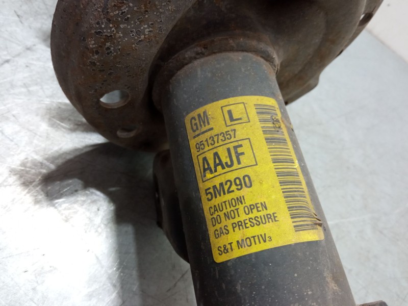 Recambio de amortiguador delantero izquierdo para opel mokka / mokka x (j13) 1.6 cdti (_76) referencia OEM IAM 95137357  