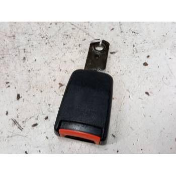 ANCLAJE CINTURON DELANTERO DERECHO 701857877F 