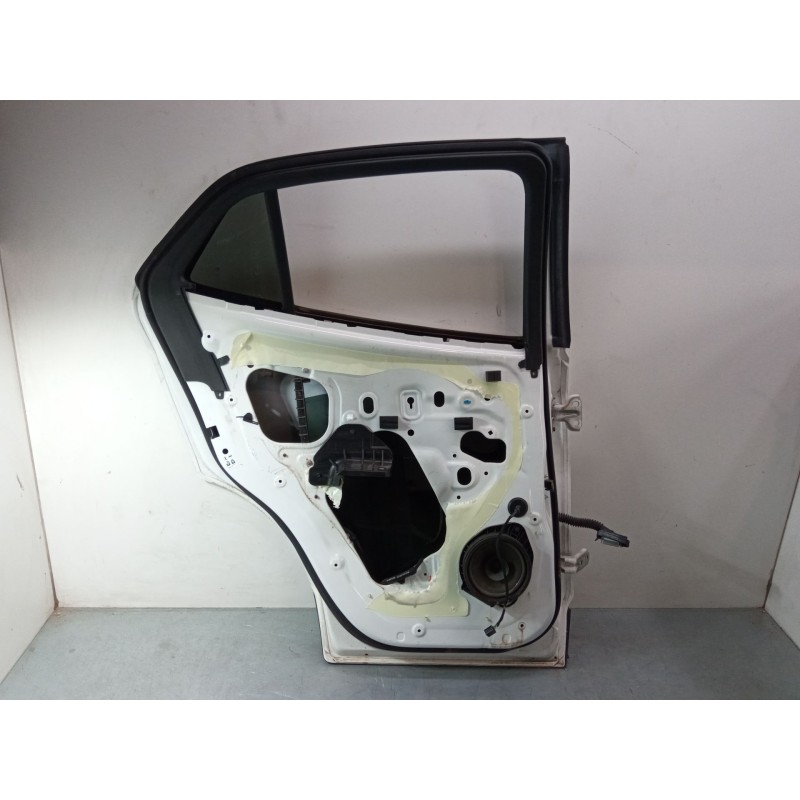 Recambio de puerta trasera izquierda para opel mokka / mokka x (j13) 1.6 cdti (_76) referencia OEM IAM 95130666  
