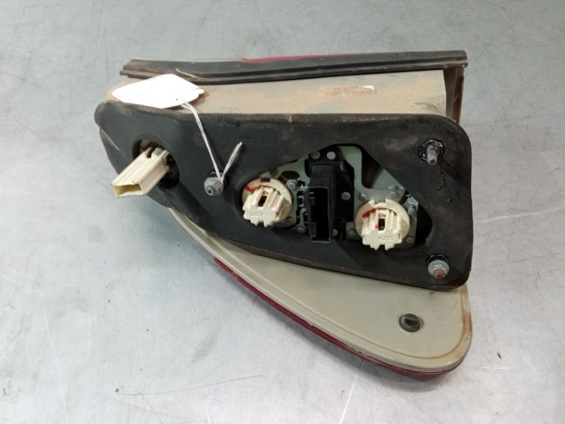 Recambio de piloto trasero derecho para bmw x5 (e53) 3.0 d referencia OEM IAM 63217164476  