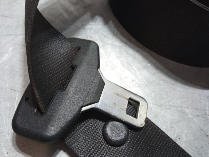 Recambio de cinturon seguridad trasero derecho para bmw x5 (e53) 3.0 d referencia OEM IAM 72118402692  