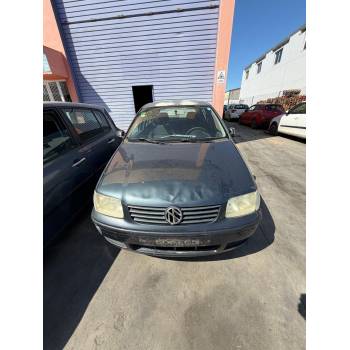 VOLKSWAGEN POLO (6N2)