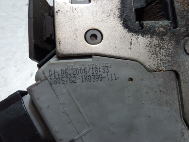 Recambio de cerradura puerta trasera izquierda para bmw x5 (e53) 3.0 d referencia OEM IAM 51228402601  