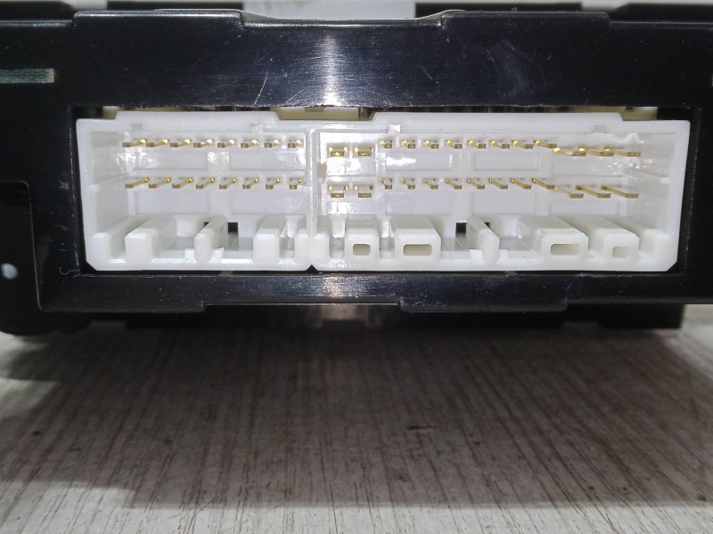 Recambio de mando climatizador para hyundai tucson (jm) 2.0 referencia OEM IAM 97250-2EXXX  