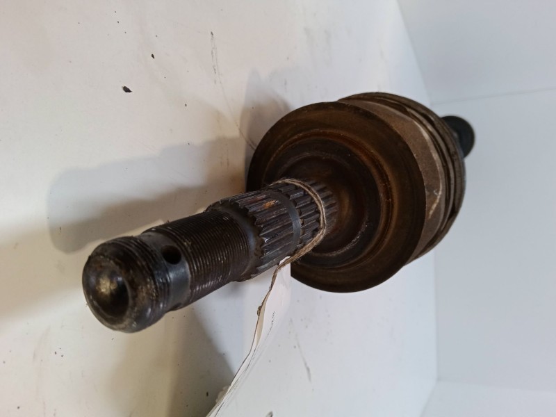 Recambio de transmision delantera derecha para opel corsa c (x01) 1.7 di (f08, f68) referencia OEM IAM   