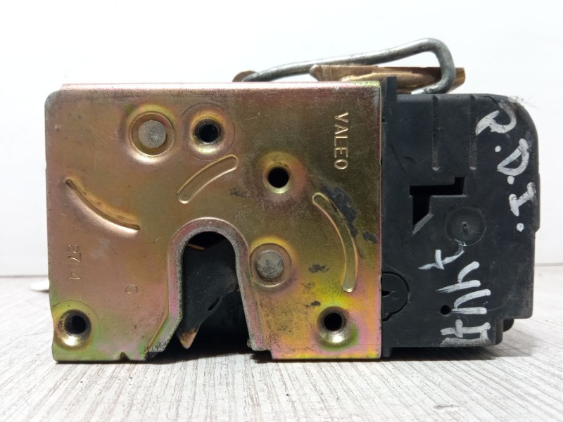 Recambio de cerradura puerta delantera izquierda para citroën xsara (n1) 2.0 hdi 90 referencia OEM IAM   