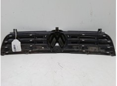 Recambio de rejillas capo para volkswagen polo (6n2) 1.4 referencia OEM IAM    2