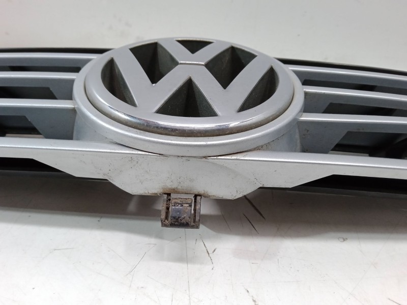 Recambio de rejillas capo para volkswagen polo (6n2) 1.4 referencia OEM IAM   