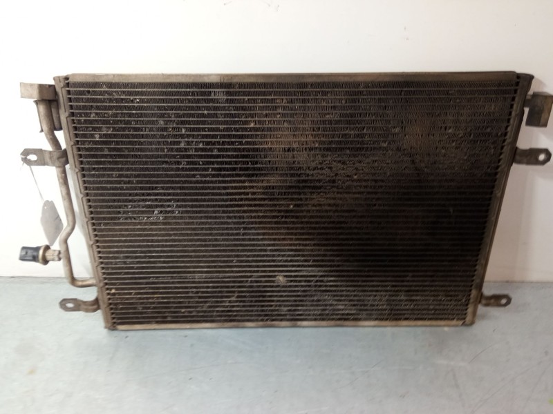 Recambio de radiador a/a /condensador para audi a4 b6 (8e2) 2.0 fsi referencia OEM IAM 8E0260401D  