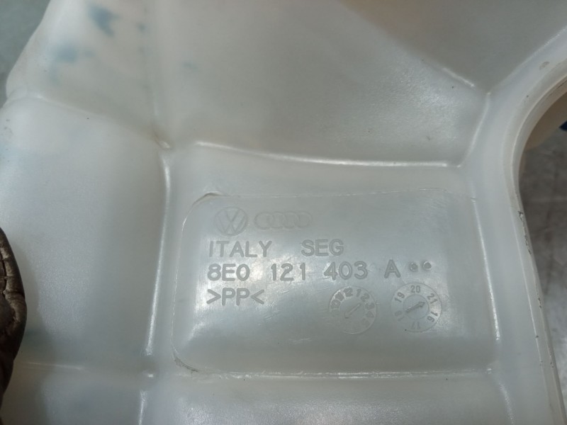 Recambio de botella expansion para audi a4 b6 (8e2) 2.0 fsi referencia OEM IAM 8E0121403A  