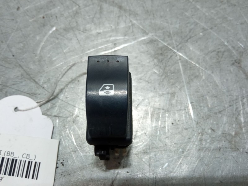 Recambio de mando elevalunas delantero derecho para renault clio ii (bb_, cb_) 1.5 dci (b/cb07) referencia OEM IAM   